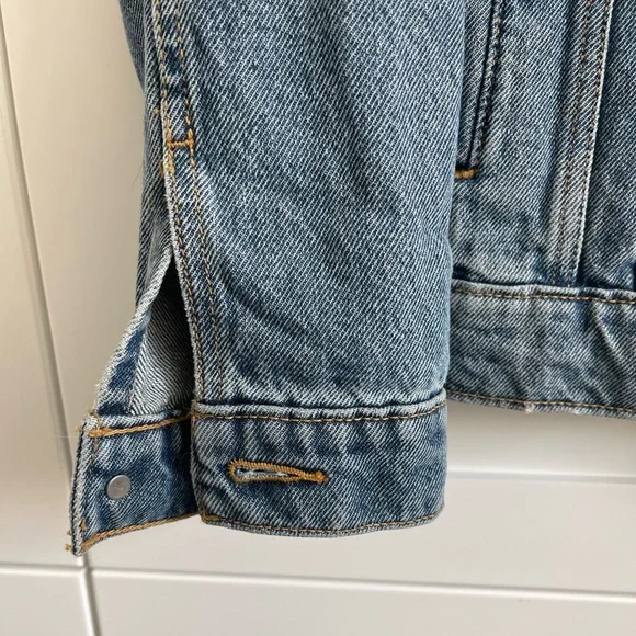 Levi Strauss oversize denim jacket - Picture 6 of 12